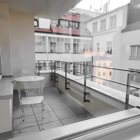 Apartamento Krakovska 13 Praga