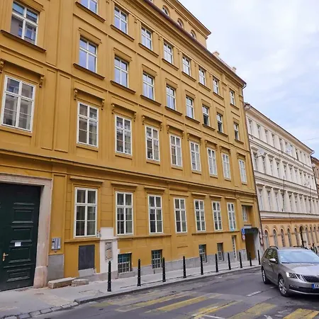Apartment Krakovska 13